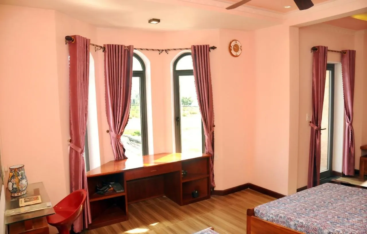Couette-café Tây Hồ Villa Hội An